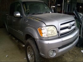2005 TOYOTA TUNDRA, SILVER, SR5, CREW CAB, 4.7L, AT. 2WD.  Z25990